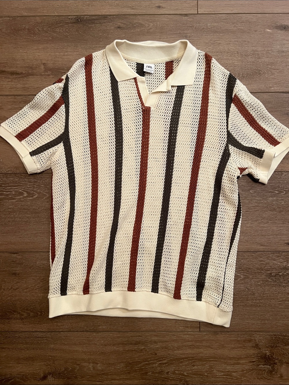 Zara Men’s Open Stitch Polo